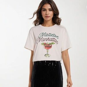 Wildfox Light Pink ⭐️NWT⭐️ size XS Mistletoe Manhattan Tee